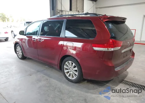 2011 Toyota Sienna Limited V6 из США, поврежденный, VIN 5TDYK3DC4BS157632